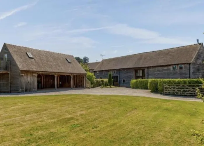 Serafina Cottage